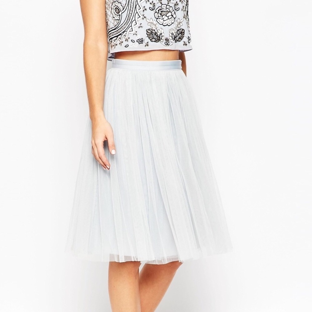 NWT beautiful blue Needle & Thread skirt size 2
